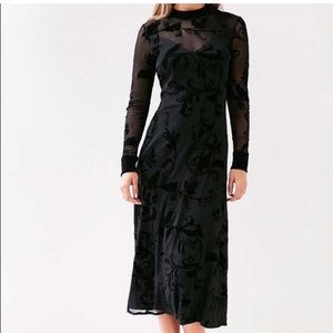 Urban Outfitters Kimichi Blue Black Velvet Burnout Midi Dress